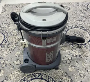 مكنسه كهربائيه