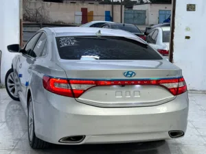 هونداي: ازيره اباتشي 2012-2013