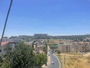 200 m2 5 Bedrooms Apartments for Rent in Amman Um El Summaq
