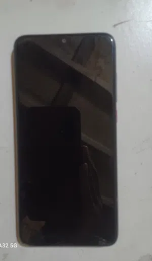 تلفون ريڤل فور للبيع عرطه