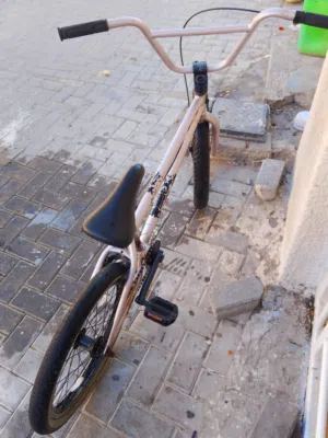 بايسكل BMX  للبيع