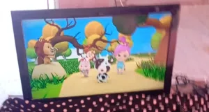 شاشة سامسنج اصليه 32 للبيع