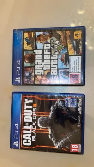 للبيع شريط Call of Duty: Black Ops III معا gta5 سعر الشريطين 10 دينار النضافه 70%