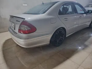مرسيدس بنرامة صدر حمامة