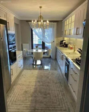 شقة بجاردن متشطبة تشطيب الترا لوكس هتستلم ب مليون و نص فقط في كومبوند المراسم بجوار جميع الخدمات