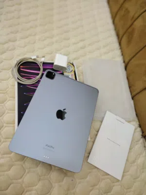 ايباد 11 برو معالج m2