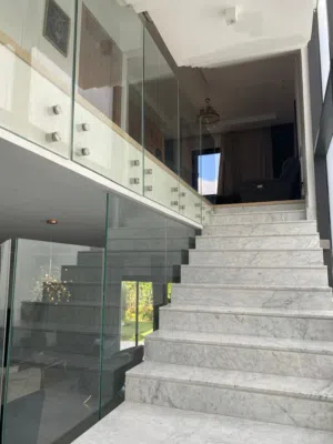 5 Bedrooms . 5+ Bathrooms . 323 m22
