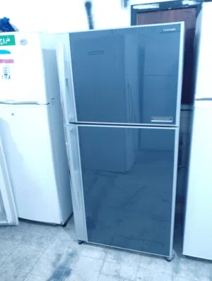 نبيع ثلاجه توشيبا موديل حديث استخدام بحاله ممتازه معا التوصل التشغيل والكفاله تبريد وتجميد قوي 20 قد
