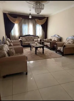 200 m2 3 Bedrooms Apartments for Sale in Jenin Nablus St.