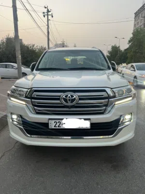 Used Toyota Land Cruiser in Baghdad