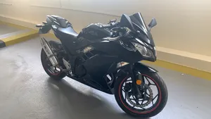 Kawasaki Ninja 300, 2018 None GCC, 25,500 km