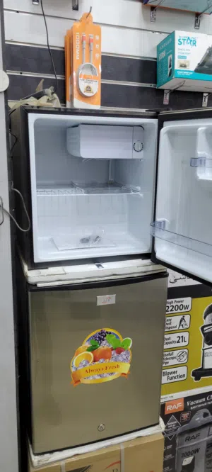 مطلوب بقاله للبيع