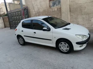 Used Peugeot 206 in Zarqa