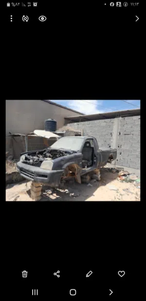 هيكل متشي فاضي