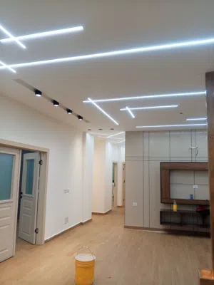 تصميم وتنفيذ كافة أعمال الديكور الداخلي  جبصين -دهان -كهرباء