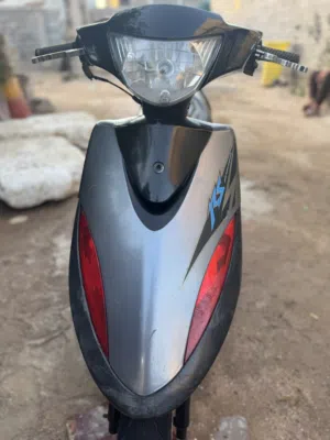 ماكس عدلة للبيع