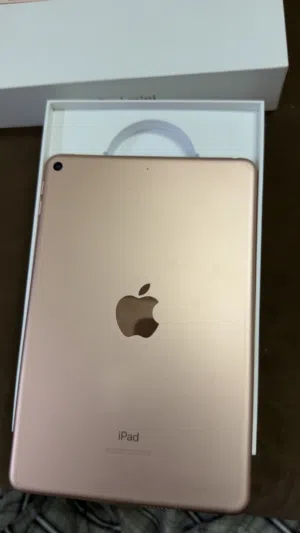 Apple iPad 5 64 GB in Al Batinah