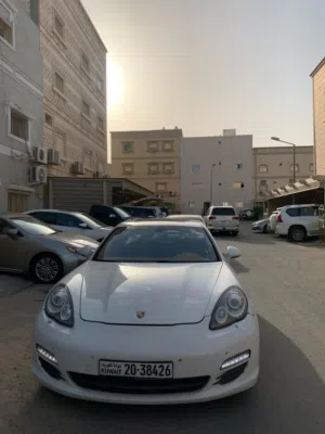 Porsche . Panamera . 2013 . Used2