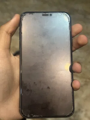 Apple iPhone 11 64 GB in Tripoli