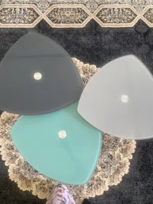 طاولات للبيع