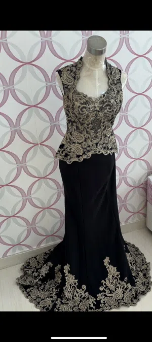 فستان سهرة