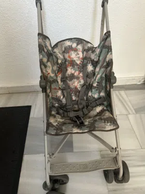 لوازم اطفال بحاله ممتازه