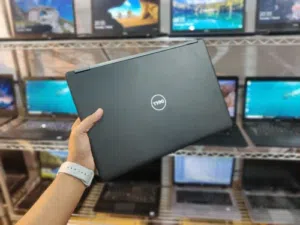 Dell Latitude 5480 Intel Core i7 7th Gen 2.8Ghz RAM 8GB 256GB SSD M.2 14"Display
