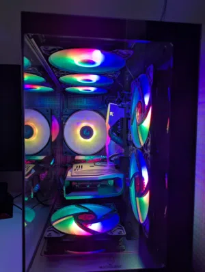 للبيع PC Gaming قوي جداً للألعاب