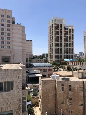 مشروع جبل عمان فندق حياه عمان شقة   سياحية من الدرجة الاولى بموقع مميز جدا  إطلالة على البوليفارد