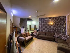 بيع بيت سكني في الدوره المهديه الثانيه مساحته 300متر