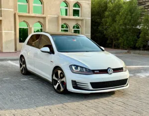 جولف GTI خليجي 2015 فل اوبشن بحاله ممتازه وبسعر مغري