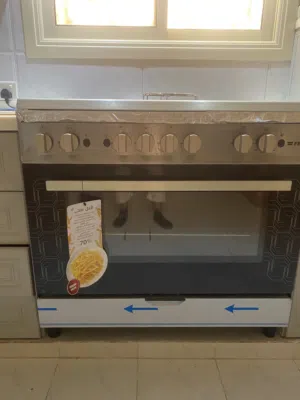 فرن 5 عيون بحاله ممتازه وشبه جديد