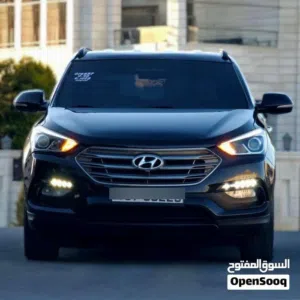 سيارة هيونداي سنتافي 2018 خليجي مستعملة بحالة ممتازة بدي لون بنّي مواصفات أمريكية
