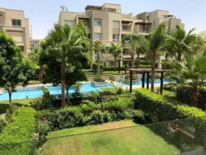 شقة للبيع 93 م في كمبوند سوان ليك حسن علام في التجمع الاول بمقدم 10% فقط