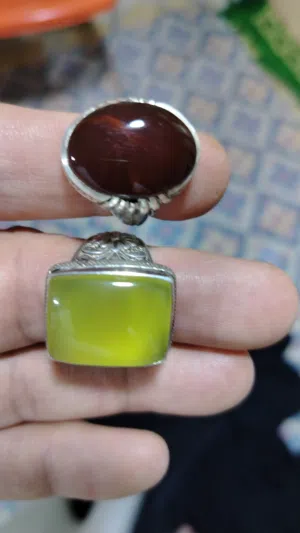 السلام عليكم هذه المحابس تحف فنيه وهذه المحابس من نوع العقيق شرف الشمس والعقيق اليماني المشمشي ال