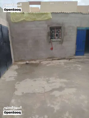 حجرة سكن عمال والبيت كله حجرتين مطلوب سوادين أو مصريين