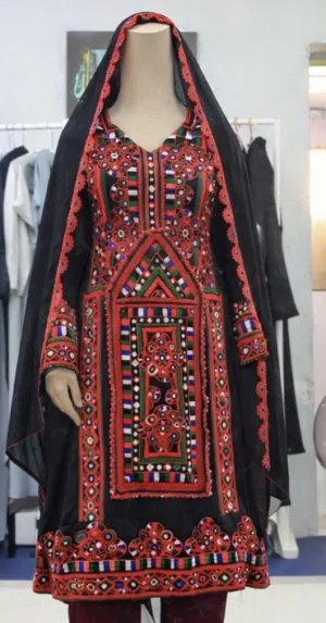 ملابس بلوشيه
