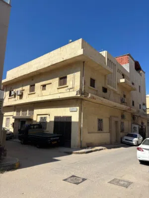 370 m2 More than 6 bedrooms Townhouse for Sale in Tripoli Al-Nofliyen