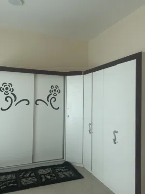 خزانه ملابس بيضه