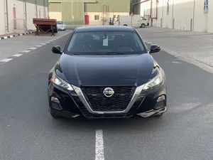 Used Nissan Altima in Um Al Quwain