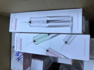 جهاز تنظيف الأسنان بالماء اللاسلكي شحن