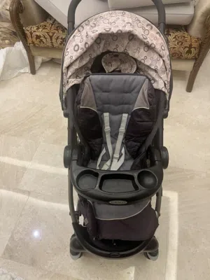 عرباية اطفال ماركة graco