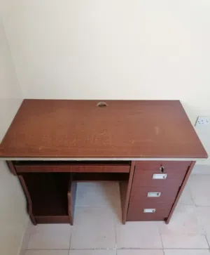 مكتب للدراسة و العمل : 12 BD
