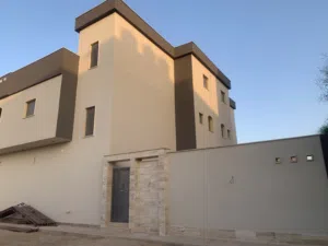 مينى للايجار