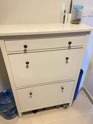 Shows cabinet