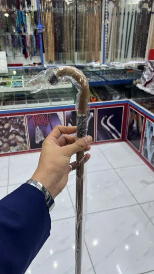 عصى عتم باكستاني