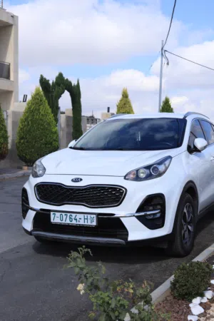 Kia sportage 2019 دهان شركة ابيض يد أولى مؤمنه ومرخصه سنة كامله شامل العنوان المخفيه