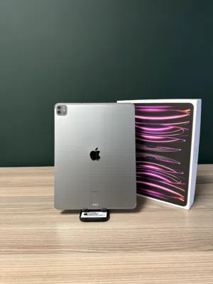 iPad Pro (M2) 12.9 inch 128 gb  استعمال خفيف