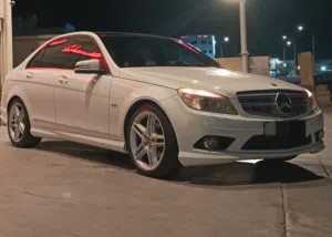 مرسيدس بنز C200 موديل 2010 افنجارد فل اضافات اعلى صنف
