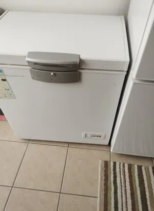 فريزر بيكو كبير وماركه ممتازه بحال الوكاله